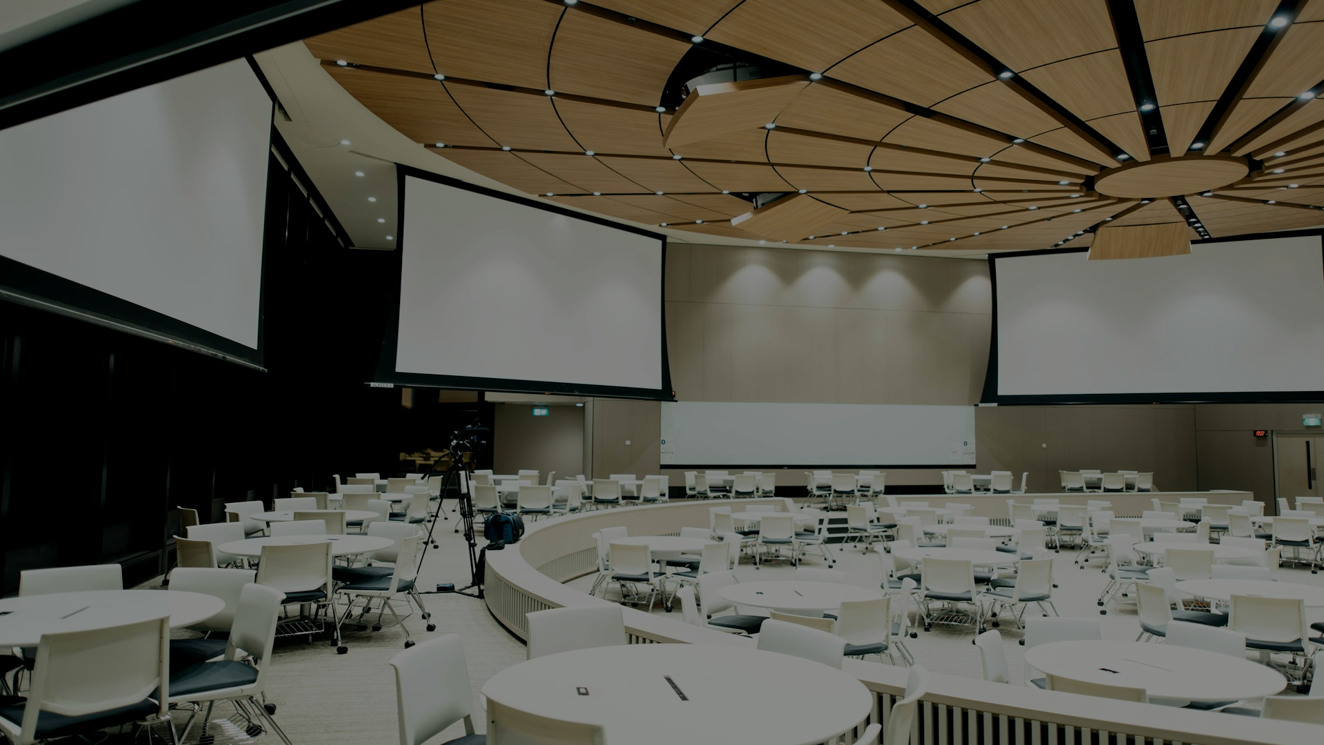 Hackathon & Tech Stage